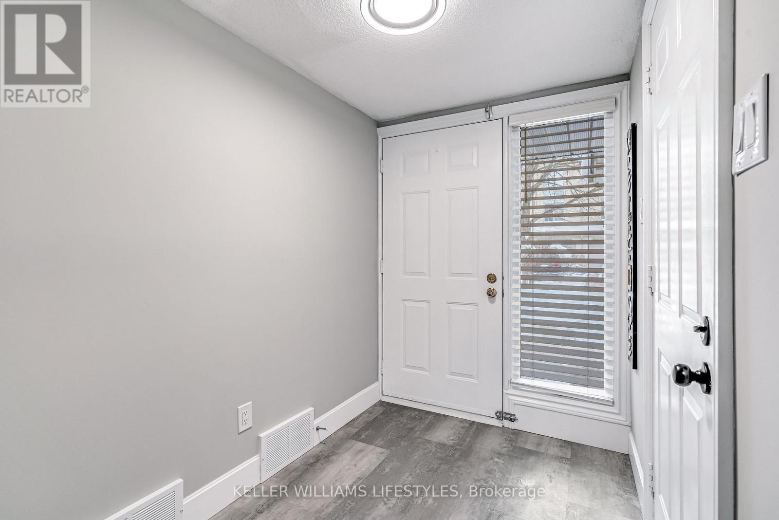 26 - 1399 Commissioners Road W, London South, Ontario  N6K 4G9 - Photo 8 - X12812050