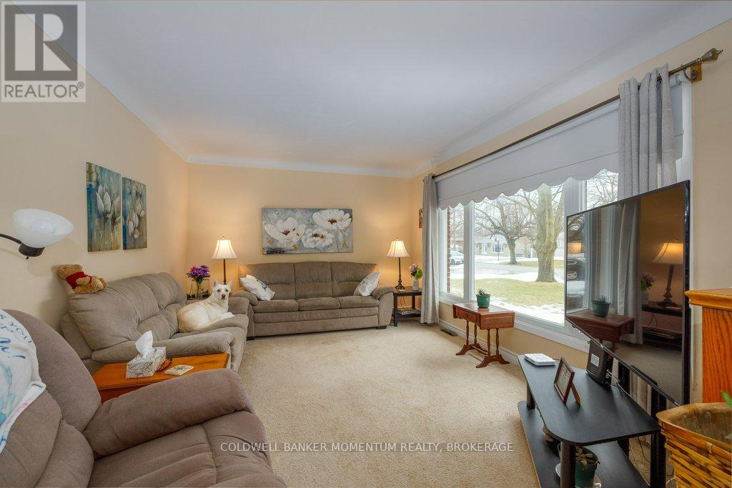 26 Howard Avenue, St. Catharines, Ontario  L2N 3X1 - Photo 11 - X12802126