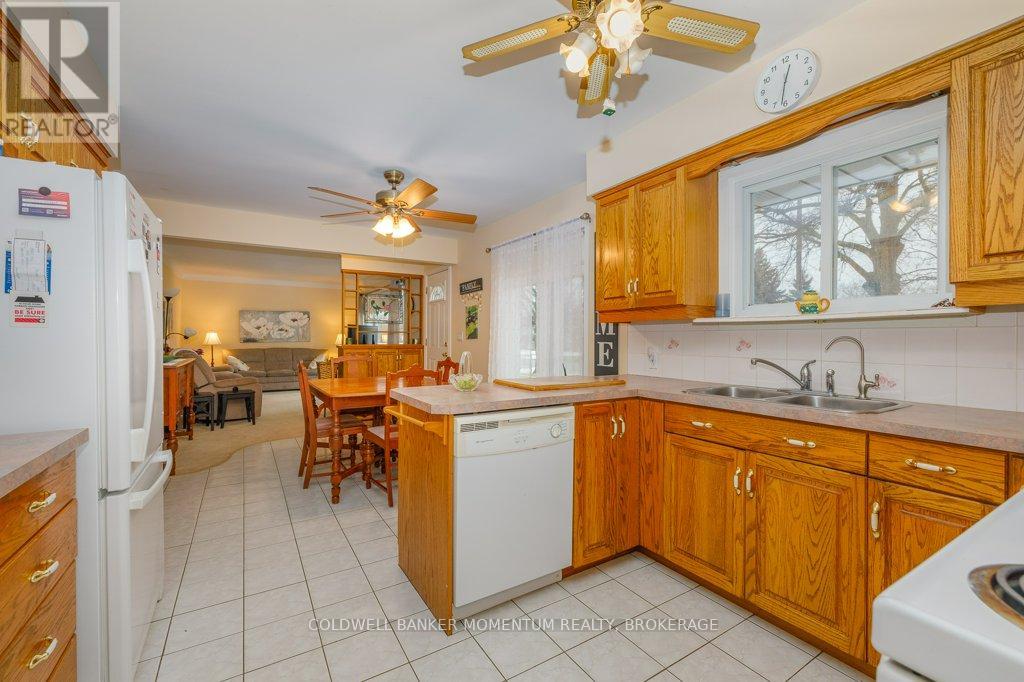 26 Howard Avenue, St. Catharines, Ontario  L2N 3X1 - Photo 15 - X12802126