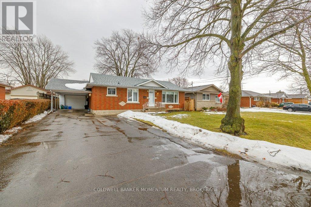 26 Howard Avenue, St. Catharines, Ontario  L2N 3X1 - Photo 2 - X12802126