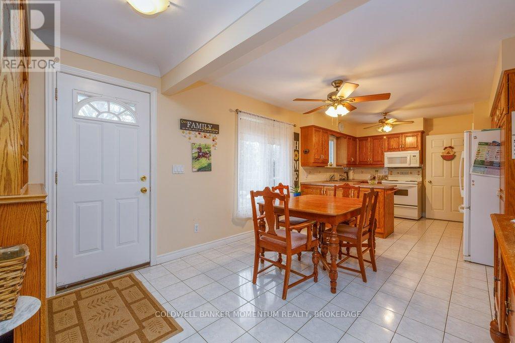 26 Howard Avenue, St. Catharines, Ontario  L2N 3X1 - Photo 7 - X12802126