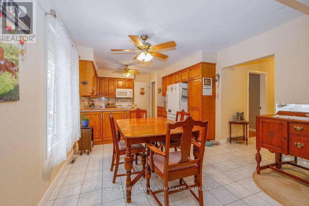 26 Howard Avenue, St. Catharines, Ontario  L2N 3X1 - Photo 8 - X12802126