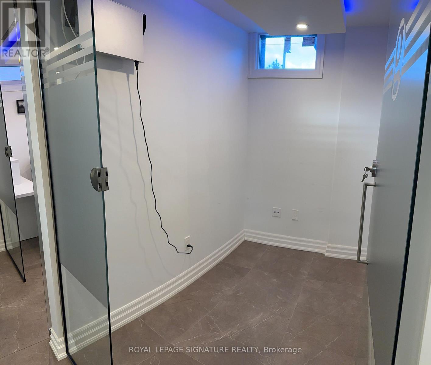 158 Church Street, Mississauga, Ontario  L5M 1T9 - Photo 8 - W12763442