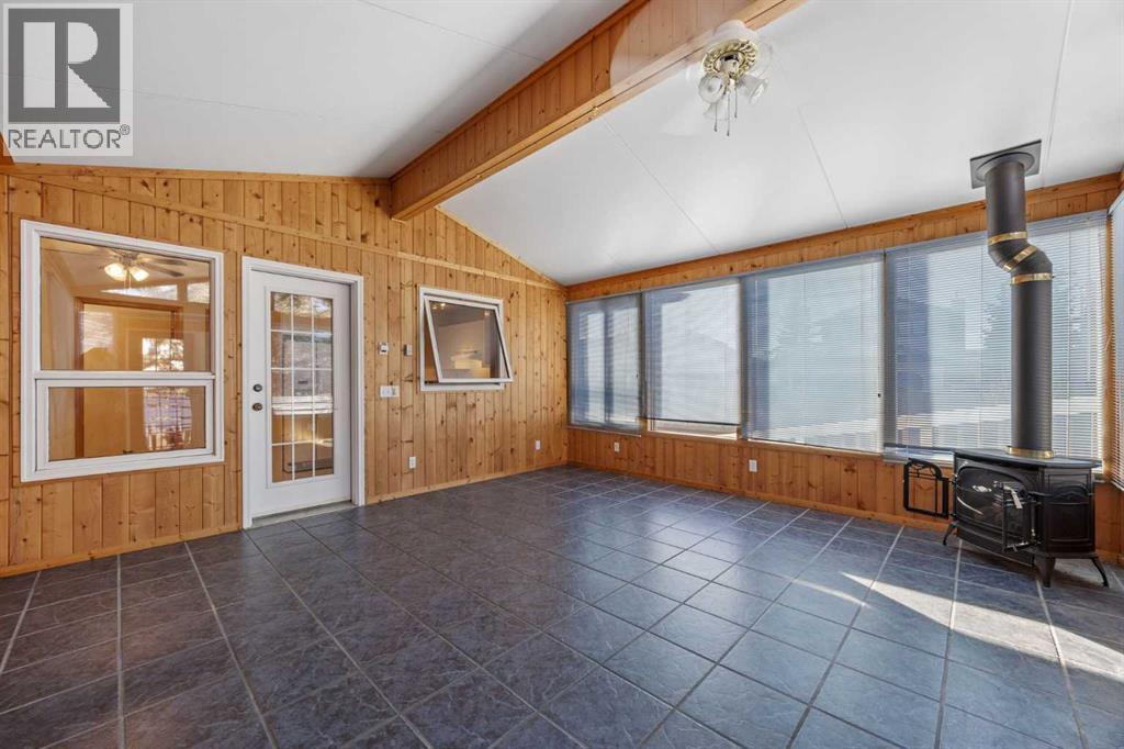 220 Sunset Place, Okotoks, Alberta  T1S 1P3 - Photo 27 - A2268466