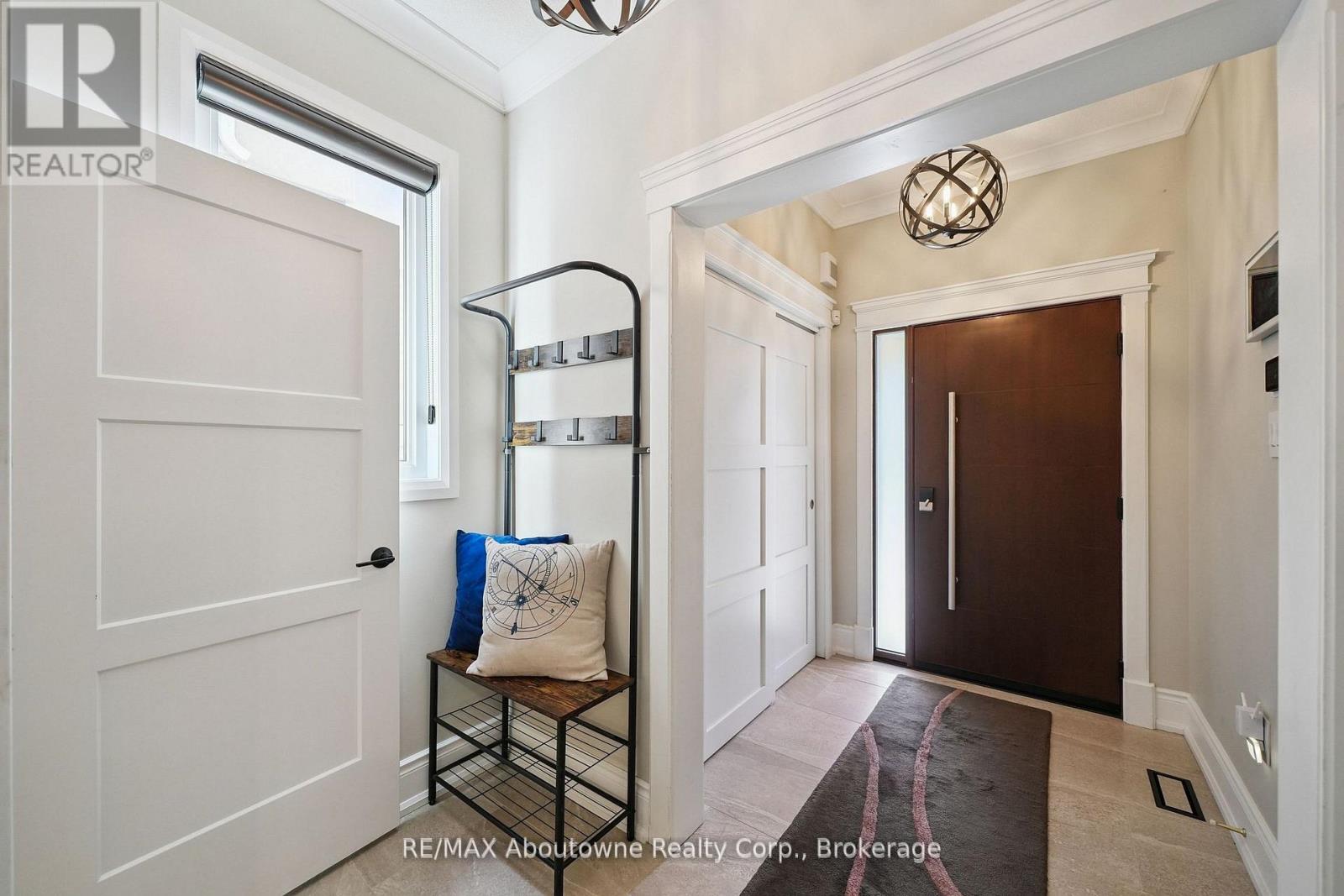 437 Jelinik Terrace, Milton, Ontario  L9T 7N2 - Photo 7 - W12791276