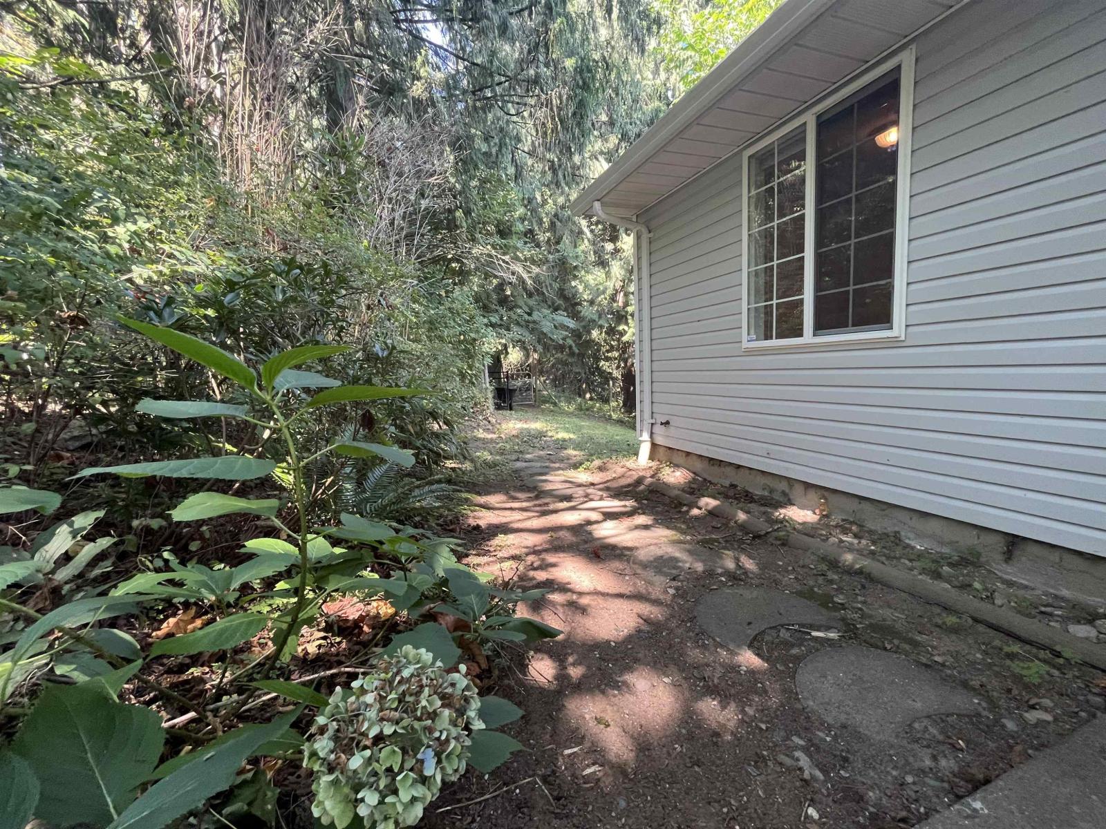 6080 Ross Road, Ryder Lake, Chilliwack, British Columbia  V2R 4S6 - Photo 31 - R3092234