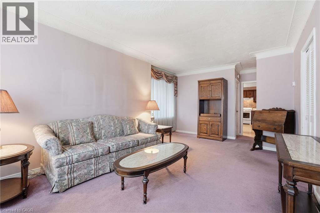 251 Brucedale Avenue E, Hamilton, Ontario  L9A 1P5 - Photo 4 - 40805354