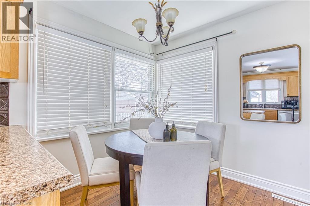 15 Passmore Street, Stoney Creek, Ontario  L8G 3J4 - Photo 6 - 40805502