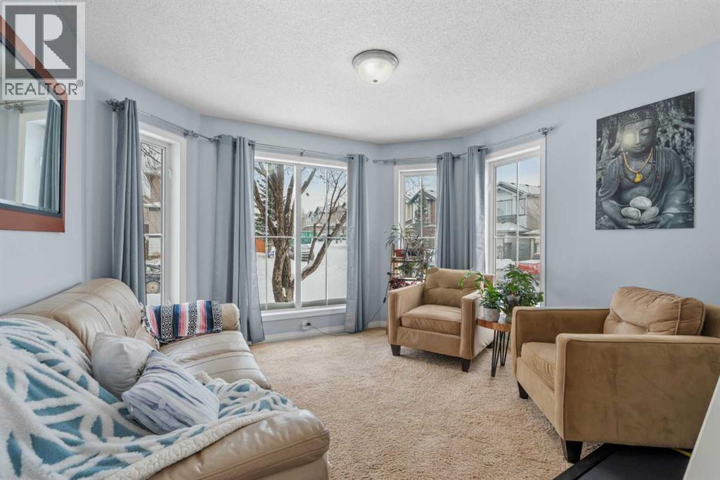 4 Tuscany Ridge Way Nw, Calgary, Alberta  T2E 8A2 - Photo 5 - A2287107