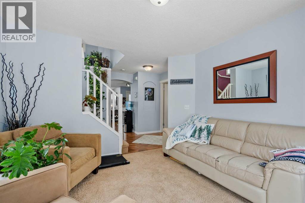 4 Tuscany Ridge Way Nw, Calgary, Alberta  T2E 8A2 - Photo 6 - A2287107