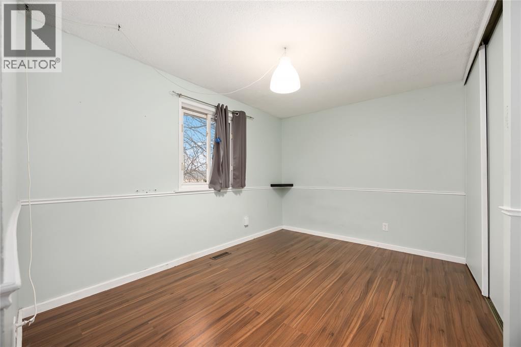 111 Bedford Crescent, Sarnia, Ontario  N7S 4B4 - Photo 11 - 26001210