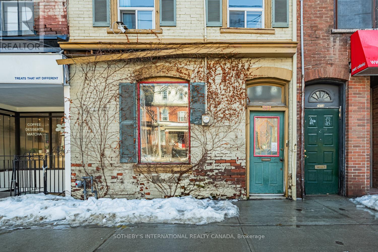 243 GERRARD STREET E, Toronto, Ontario