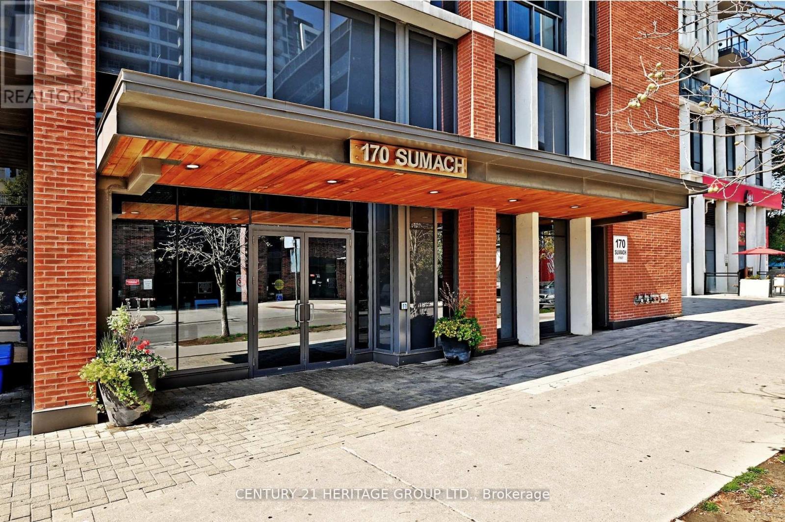 1201 - 170 Sumach Street, Toronto, Ontario  M5A 0C3 - Photo 2 - C12812020