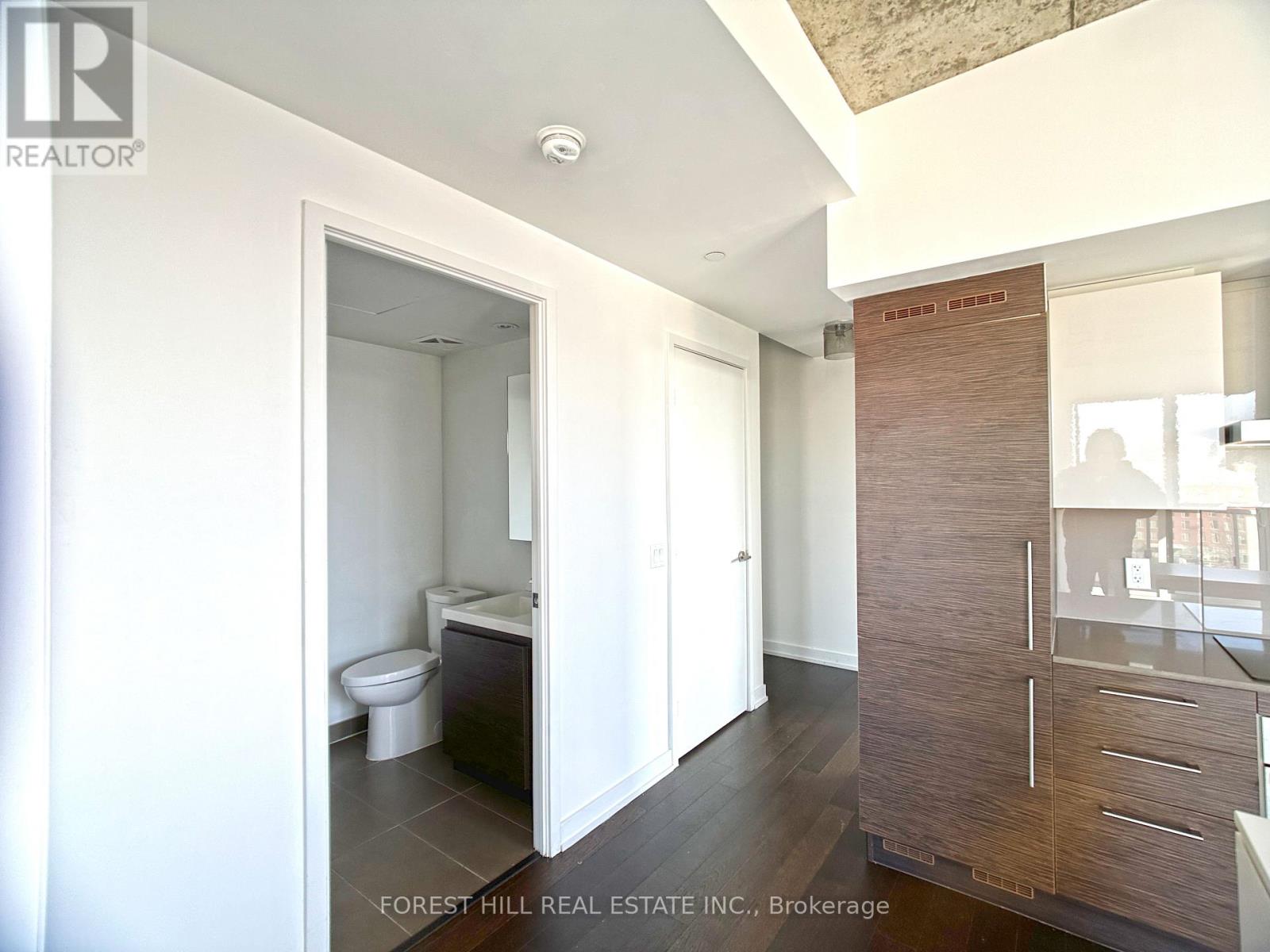 937 - 1030 King Street W, Toronto, Ontario  M6K 3N3 - Photo 10 - C12812046