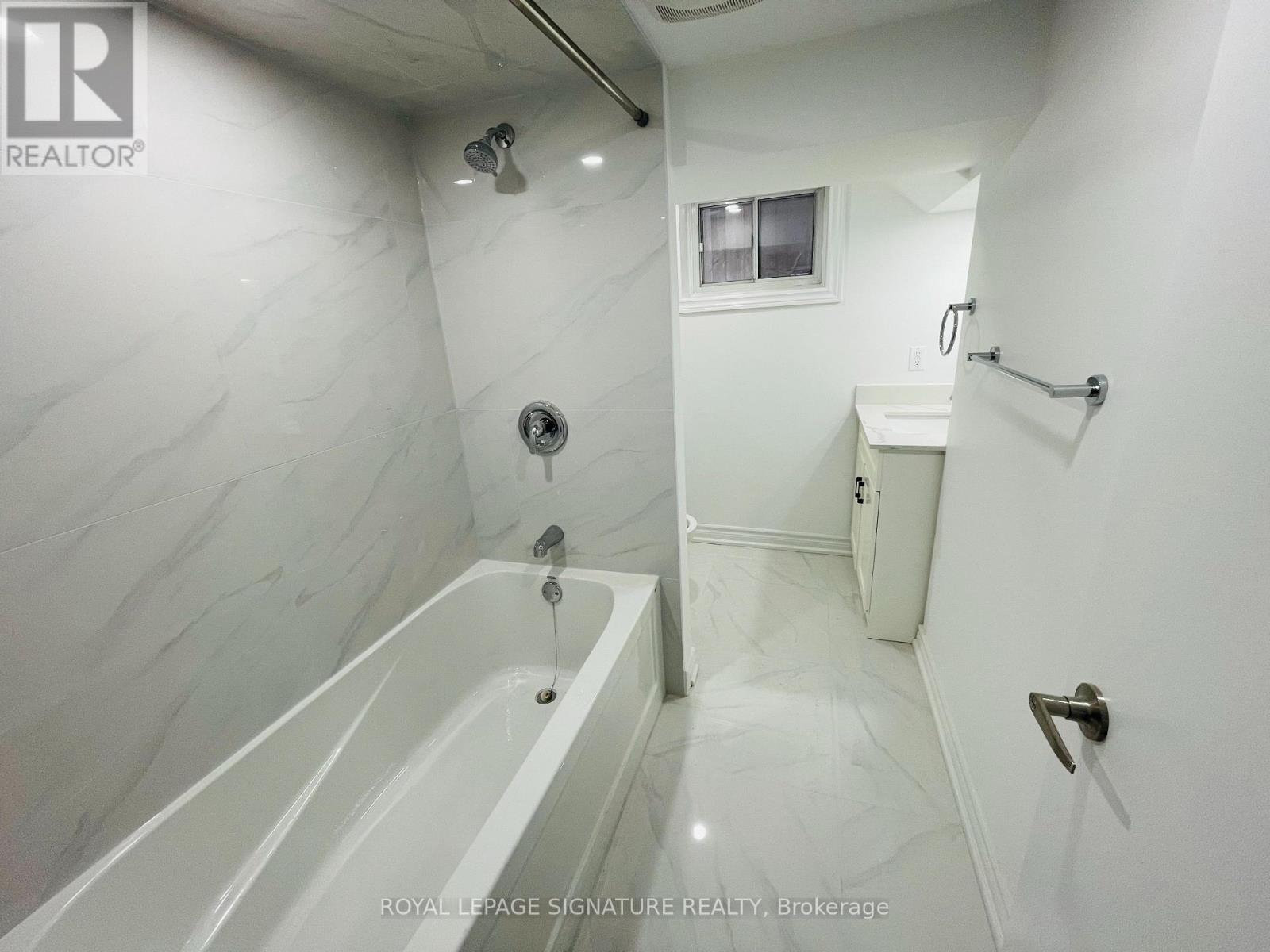 Lower - 71 Shangarry Drive, Toronto, Ontario  M1R 1A7 - Photo 10 - E12812076