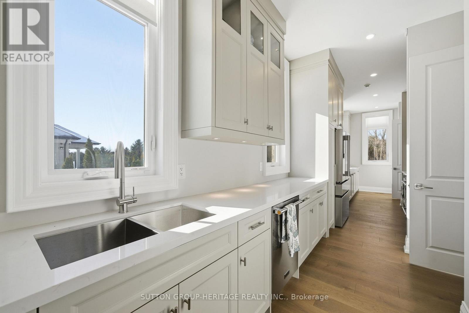 18 Dexshire Drive, Ajax, Ontario  L1Z 0T8 - Photo 15 - E12812088