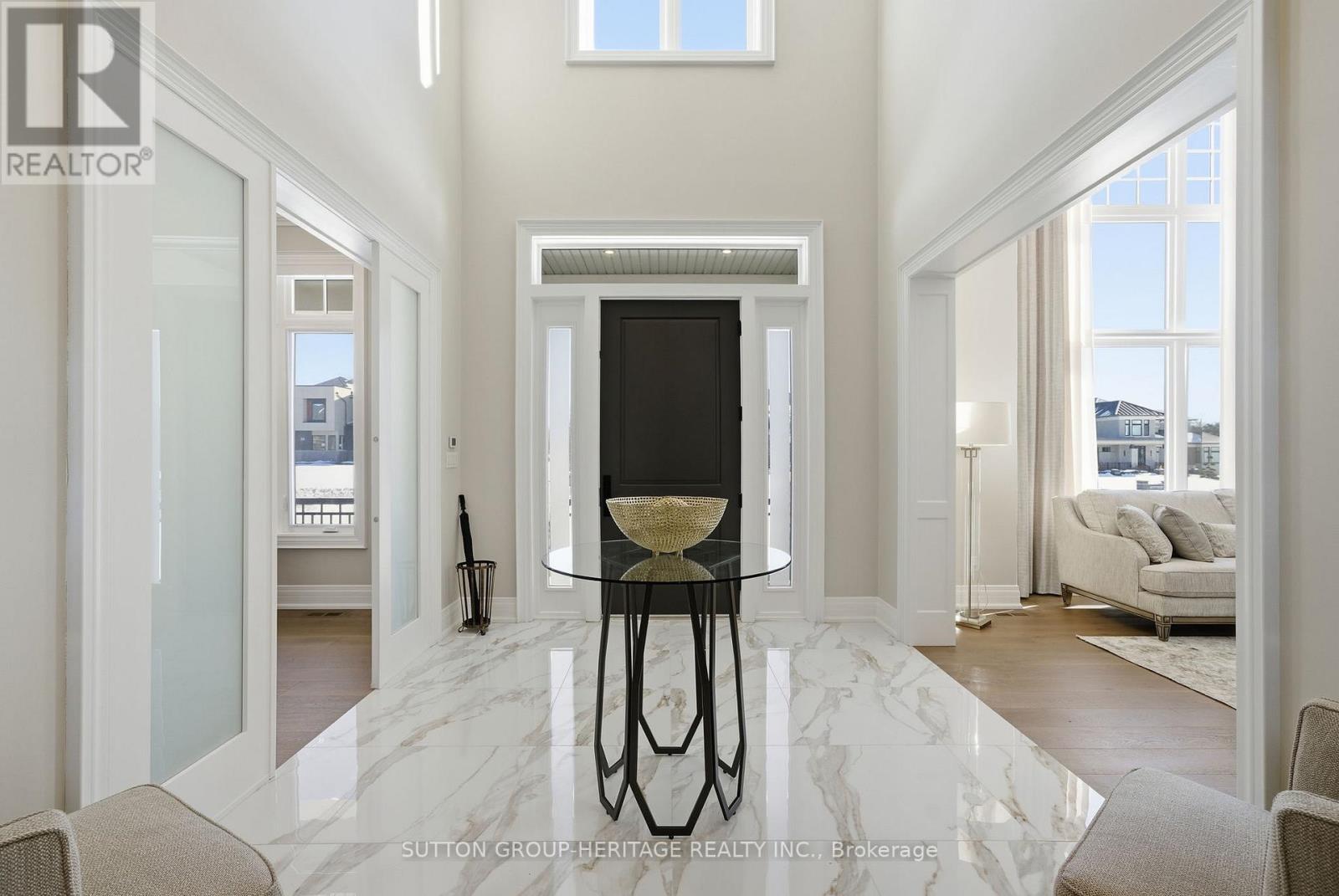 18 Dexshire Drive, Ajax, Ontario  L1Z 0T8 - Photo 2 - E12812088