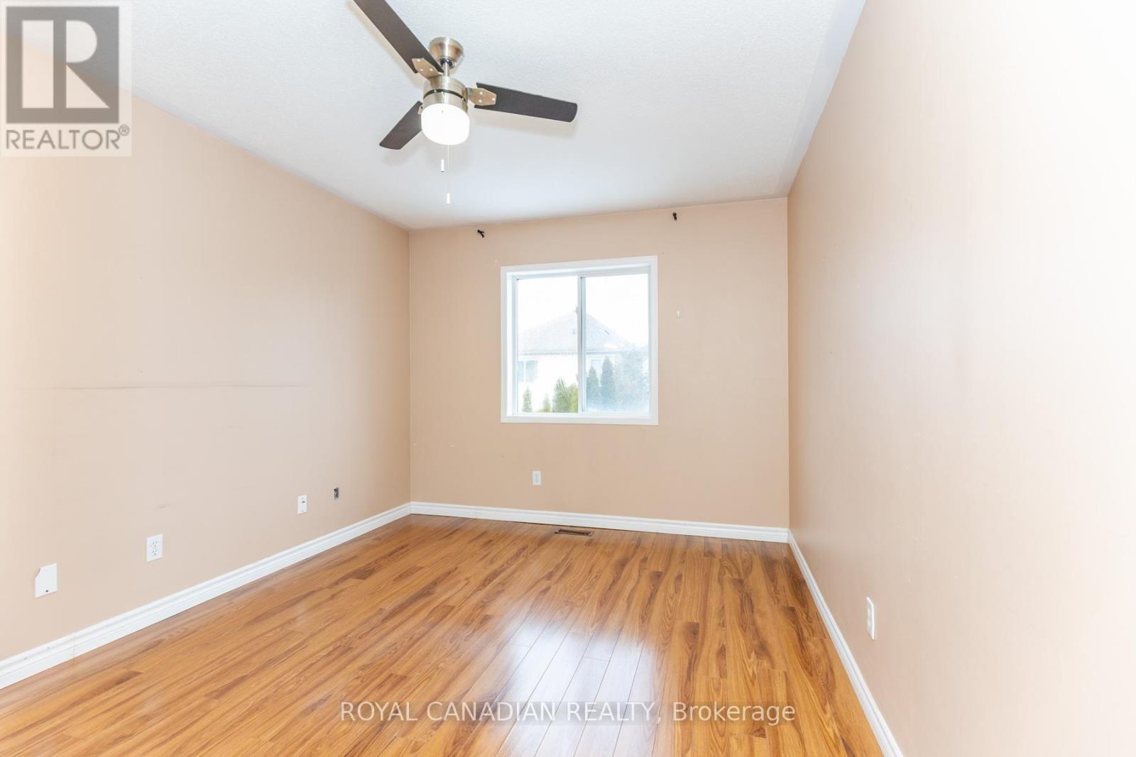 159 Harrongate Place, Whitby, Ontario  L1R 3E6 - Photo 6 - E12812094