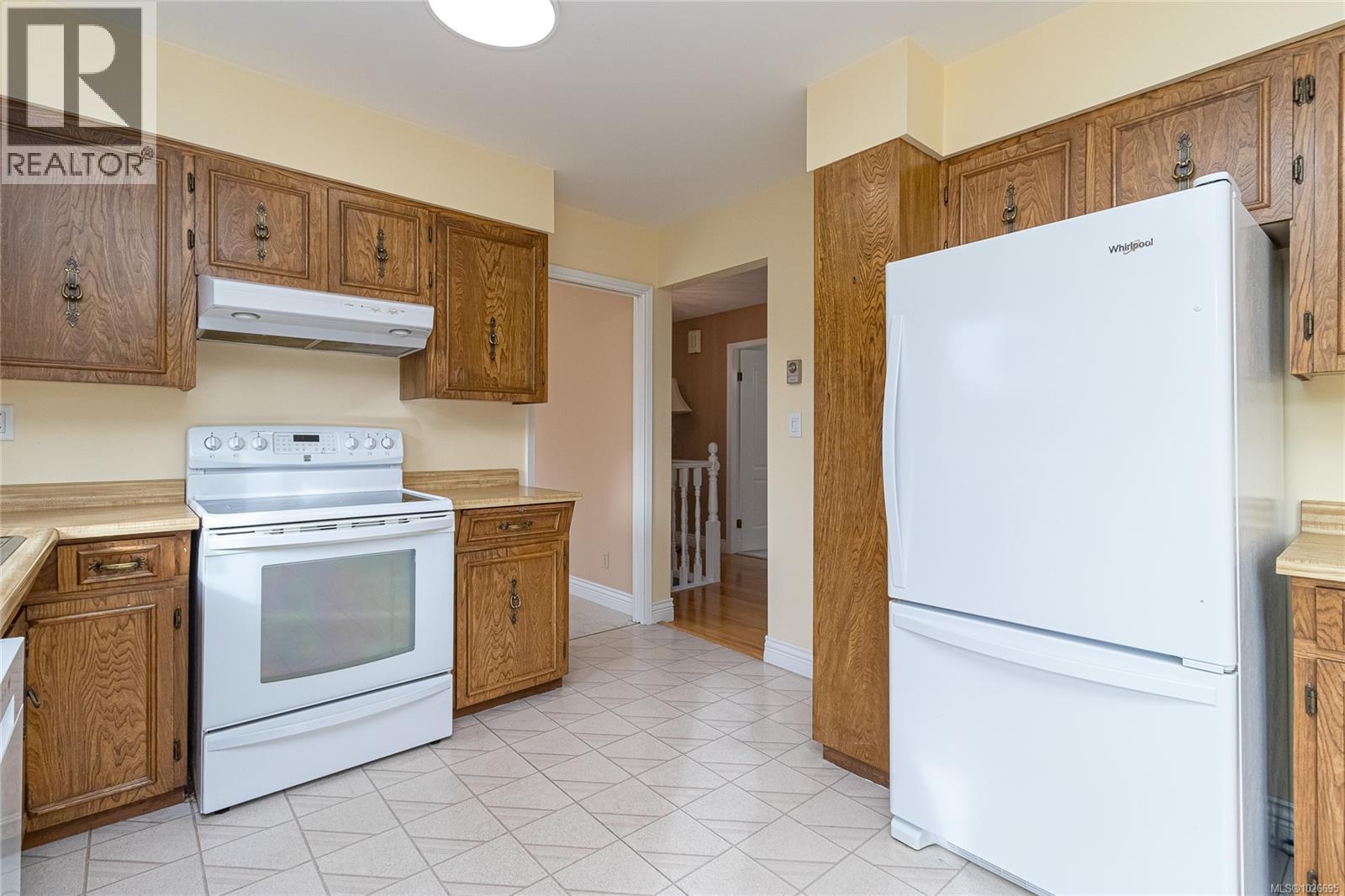 2320 Hazelton Pl, Saanich, British Columbia  V8N 5C3 - Photo 11 - 1026695