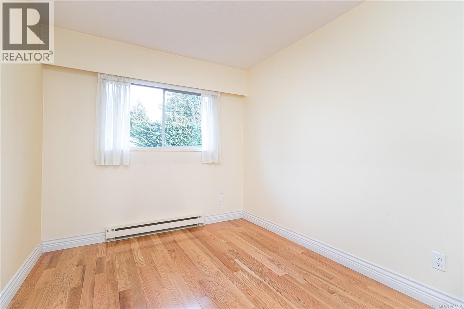 2320 Hazelton Pl, Saanich, British Columbia  V8N 5C3 - Photo 18 - 1026695