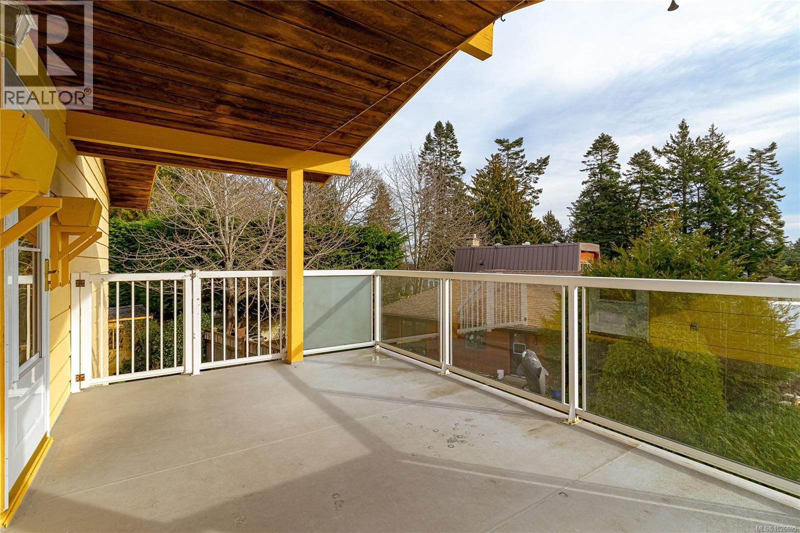 2320 Hazelton Pl, Saanich, British Columbia  V8N 5C3 - Photo 34 - 1026695