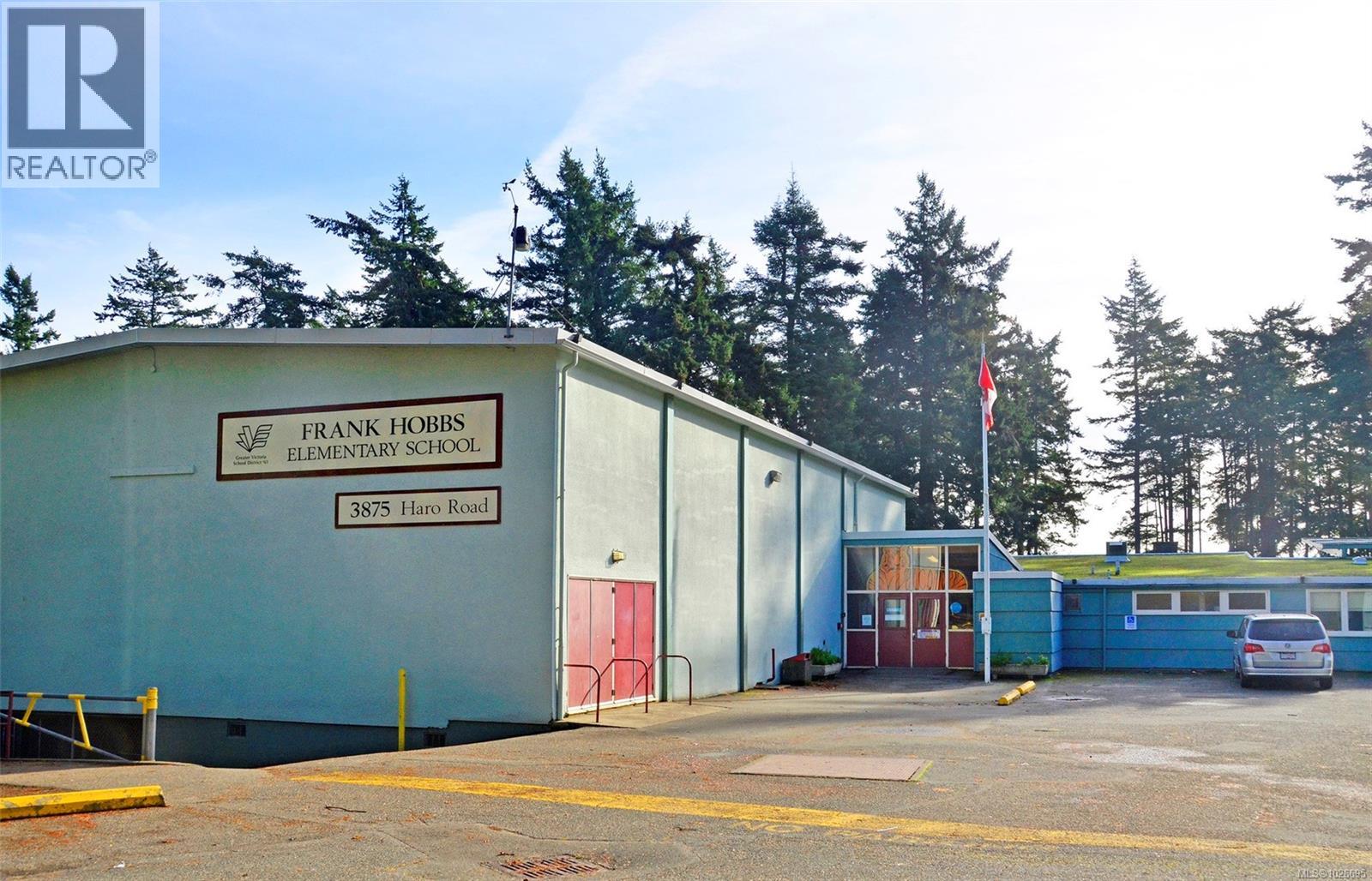 2320 Hazelton Pl, Saanich, British Columbia  V8N 5C3 - Photo 52 - 1026695