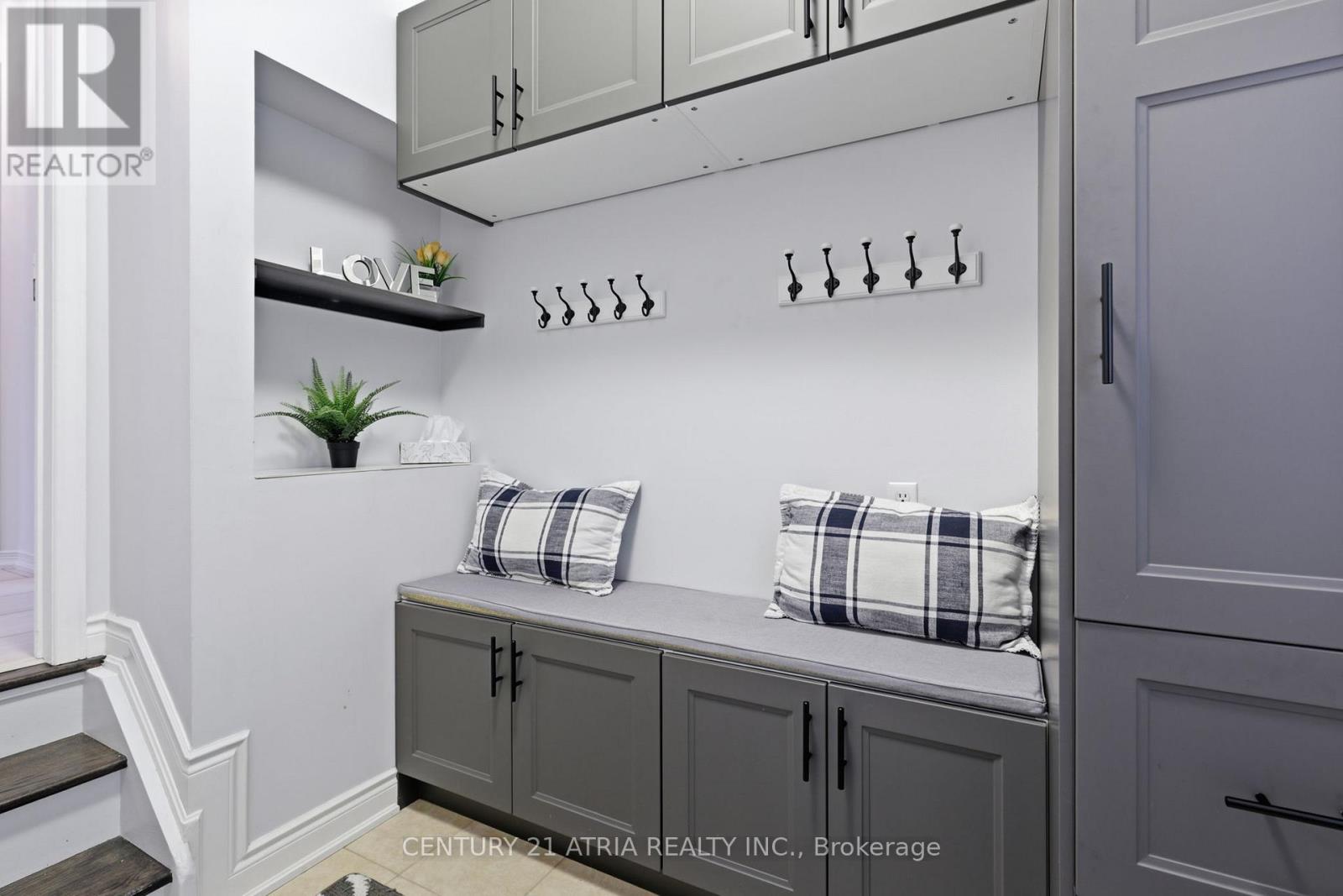 18 Abbott Avenue, Aurora, Ontario  L4G 7V7 - Photo 18 - N12812022