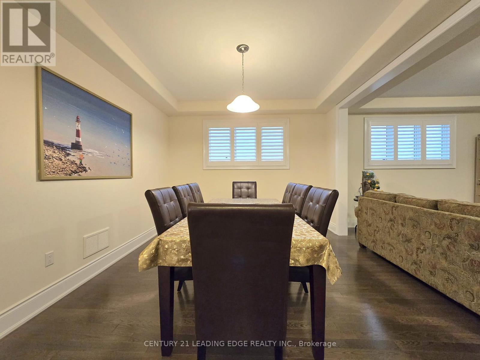 66 Degraaf Crescent, Aurora, Ontario  L4G 0X3 - Photo 10 - N12812080