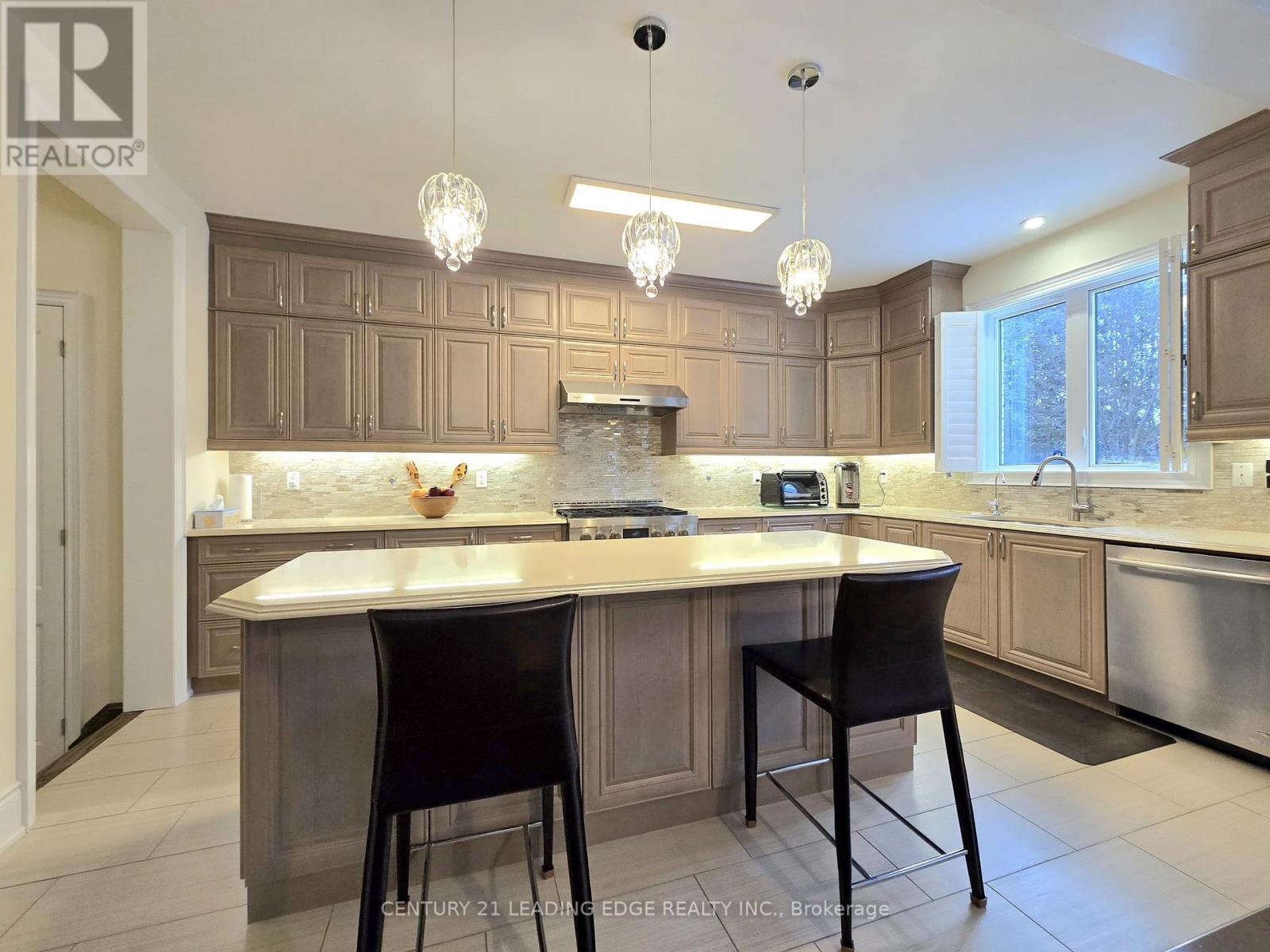 66 Degraaf Crescent, Aurora, Ontario  L4G 0X3 - Photo 19 - N12812080