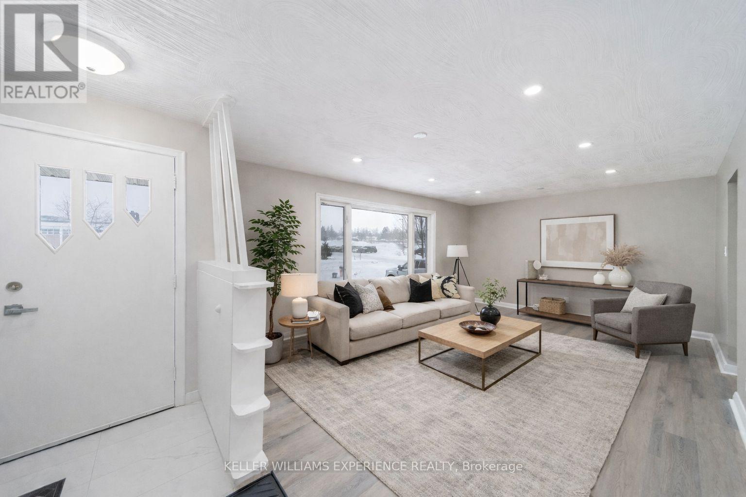 Main - 51 Davidson Street, Barrie (Wellington), Ontario  L4M 3S1 - Photo 2 - S12812008