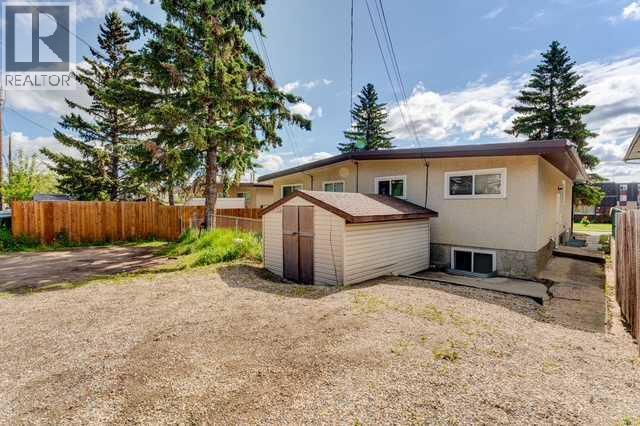75 Galbraith Drive Sw, Calgary, Alberta  T3E 4Z5 - Photo 39 - A2270890