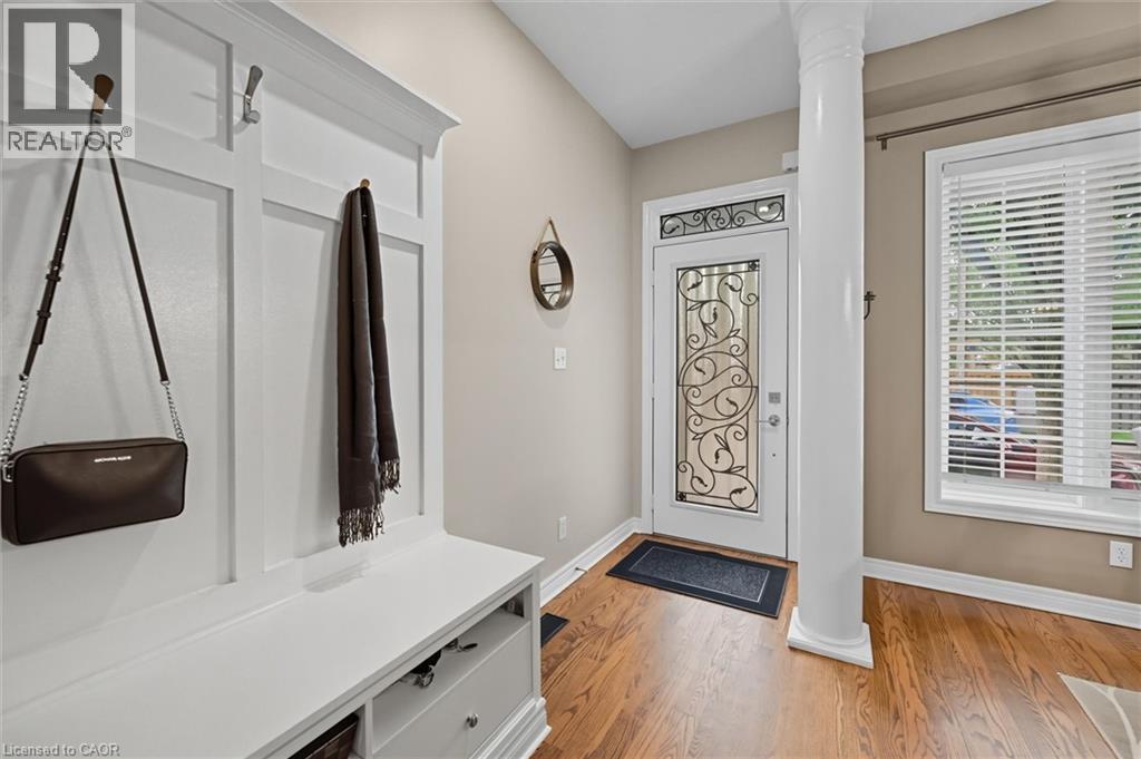 2265 Stokes Lane, Burlington, Ontario  L7L 7P5 - Photo 3 - 40805117