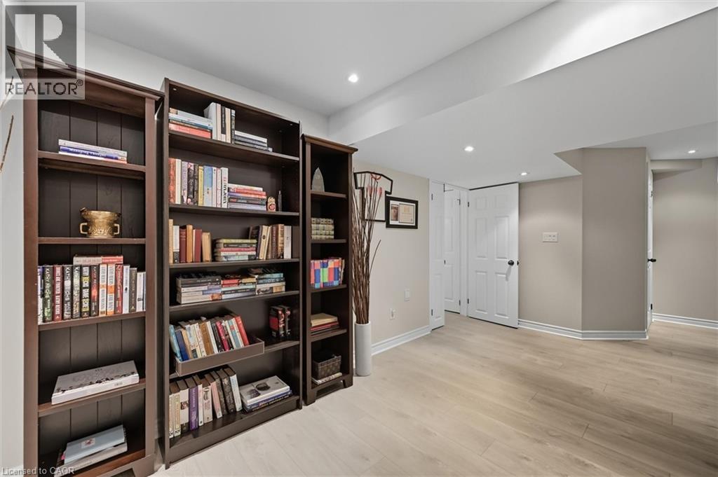 2265 Stokes Lane, Burlington, Ontario  L7L 7P5 - Photo 31 - 40805117