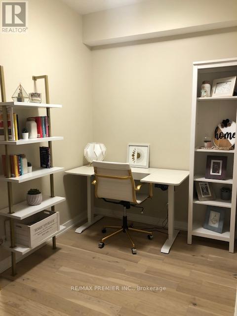 4210 - 2212 Lake Shore Boulevard W, Toronto, Ontario  M8V 0C2 - Photo 3 - W12811976