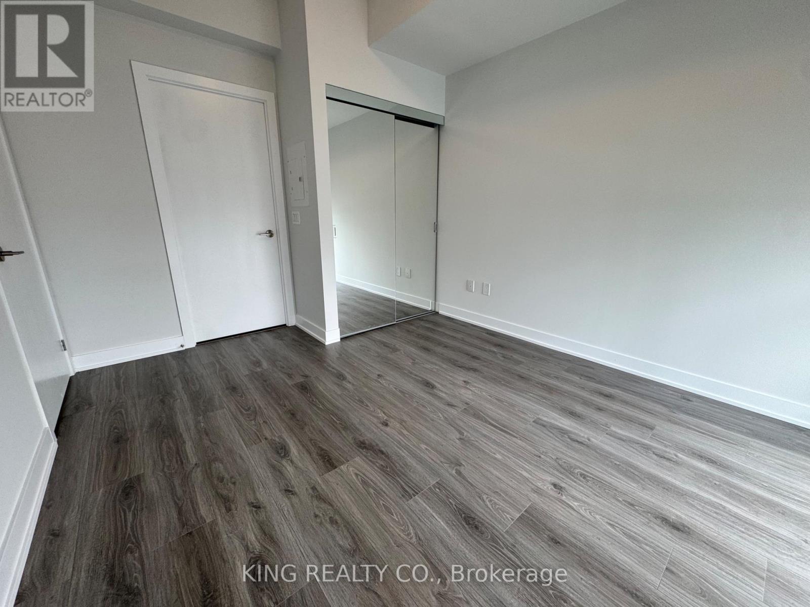 1909 - 430 Square One Drive, Mississauga, Ontario  L5B 0R7 - Photo 14 - W12811996