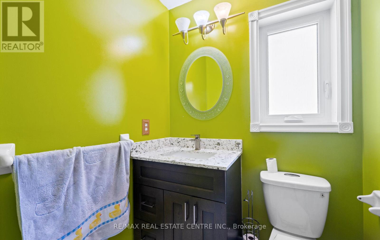 4 Sugarpine Court, Brampton, Ontario  L6R 1X6 - Photo 39 - W12812024