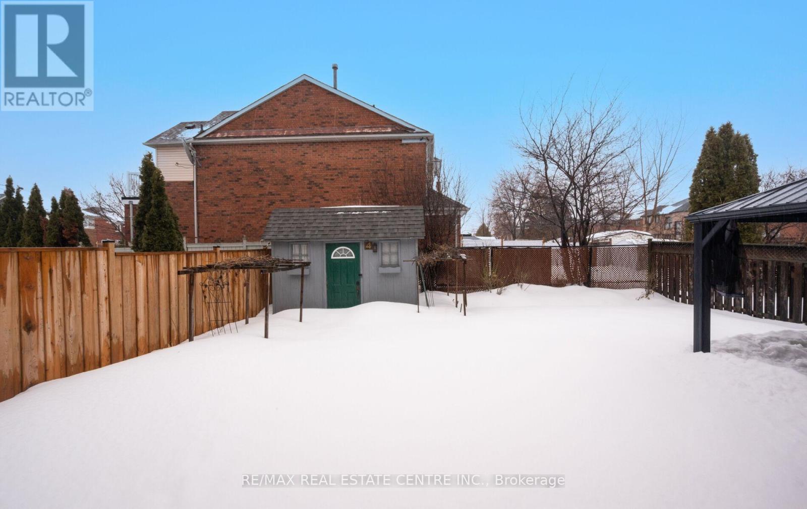 4 Sugarpine Court, Brampton, Ontario  L6R 1X6 - Photo 45 - W12812024