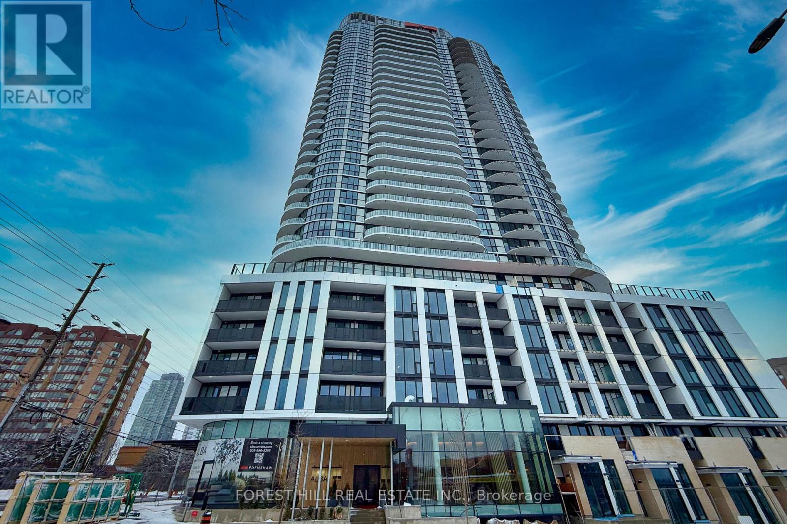 1804 - 1 Fairview Road, Mississauga, Ontario  L5A 4C6 - Photo 1 - W12812044