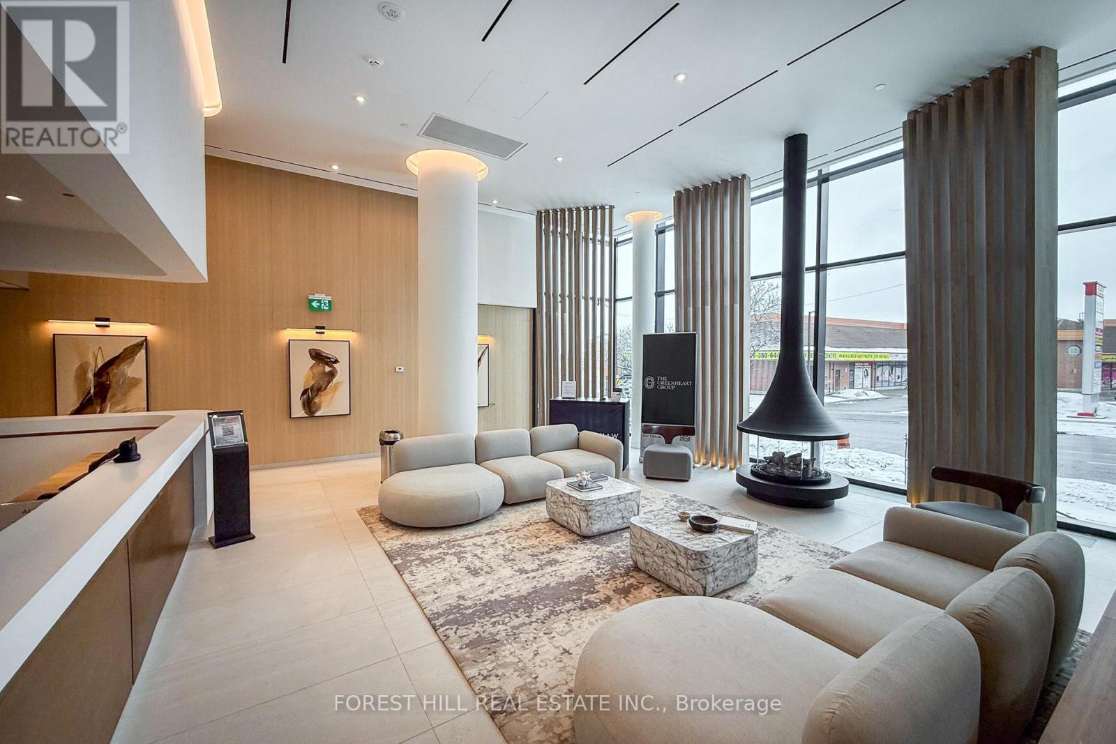 1804 - 1 Fairview Road, Mississauga, Ontario  L5A 4C6 - Photo 4 - W12812044