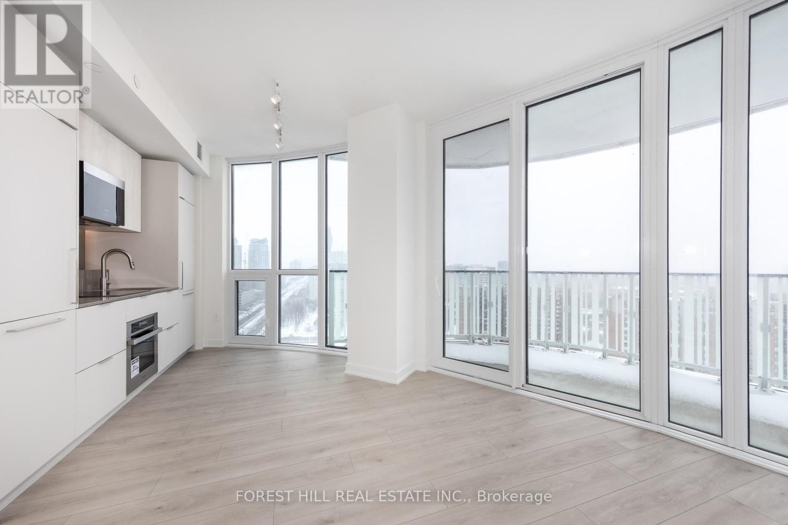 1804 - 1 Fairview Road, Mississauga, Ontario  L5A 4C6 - Photo 9 - W12812044