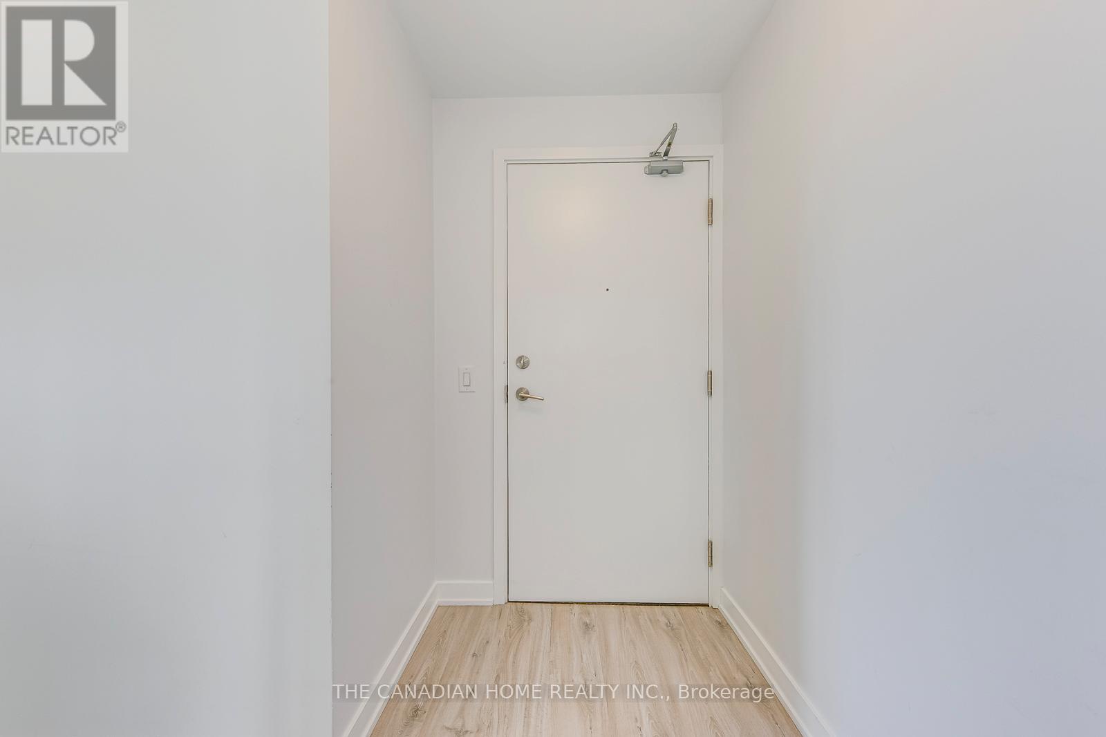 216 - 3005 Pine Glen Road, Oakville, Ontario  L6M 5P5 - Photo 6 - W12812056