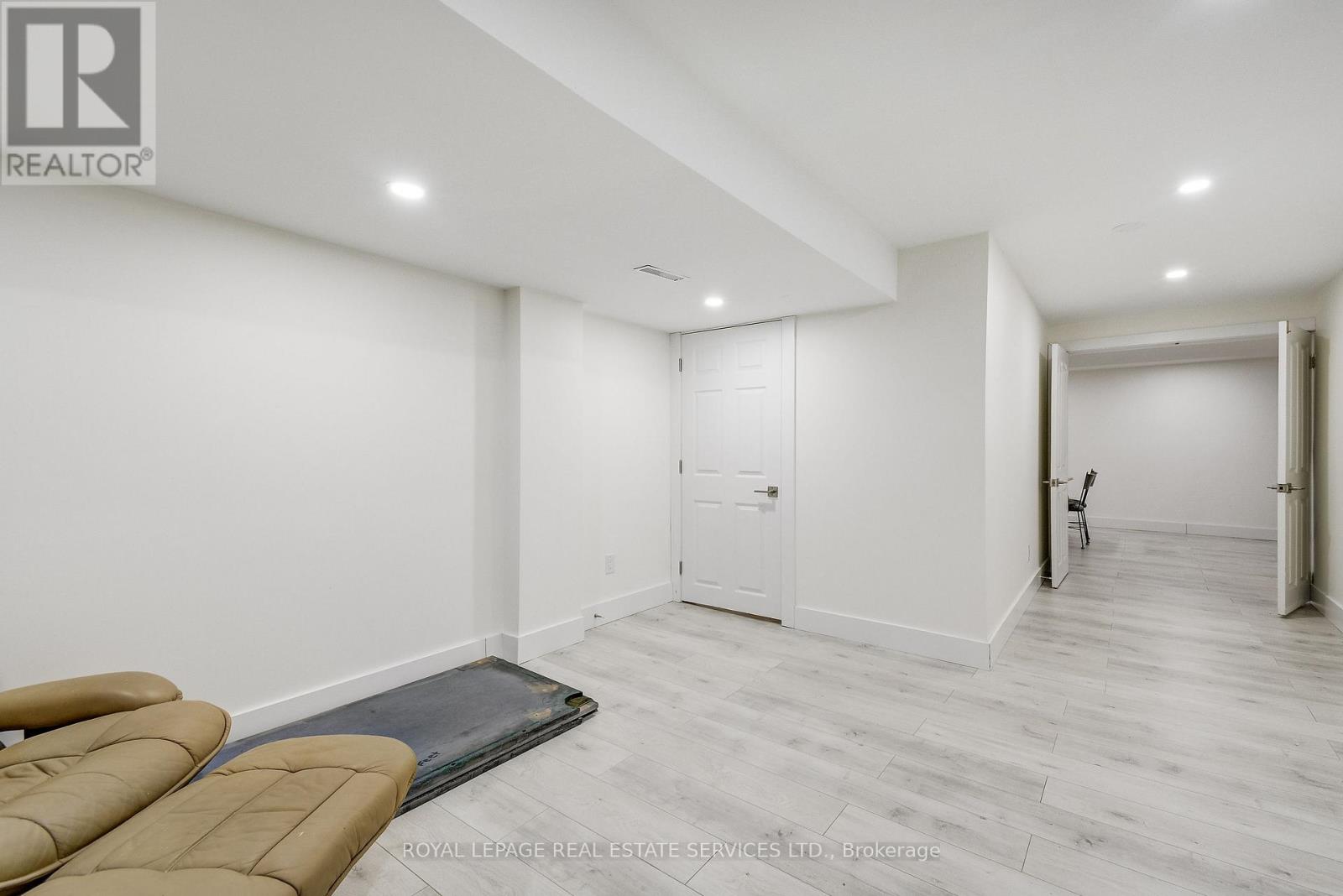 141 Digby Road, Oakville, Ontario  L6J 6B7 - Photo 43 - W12812070