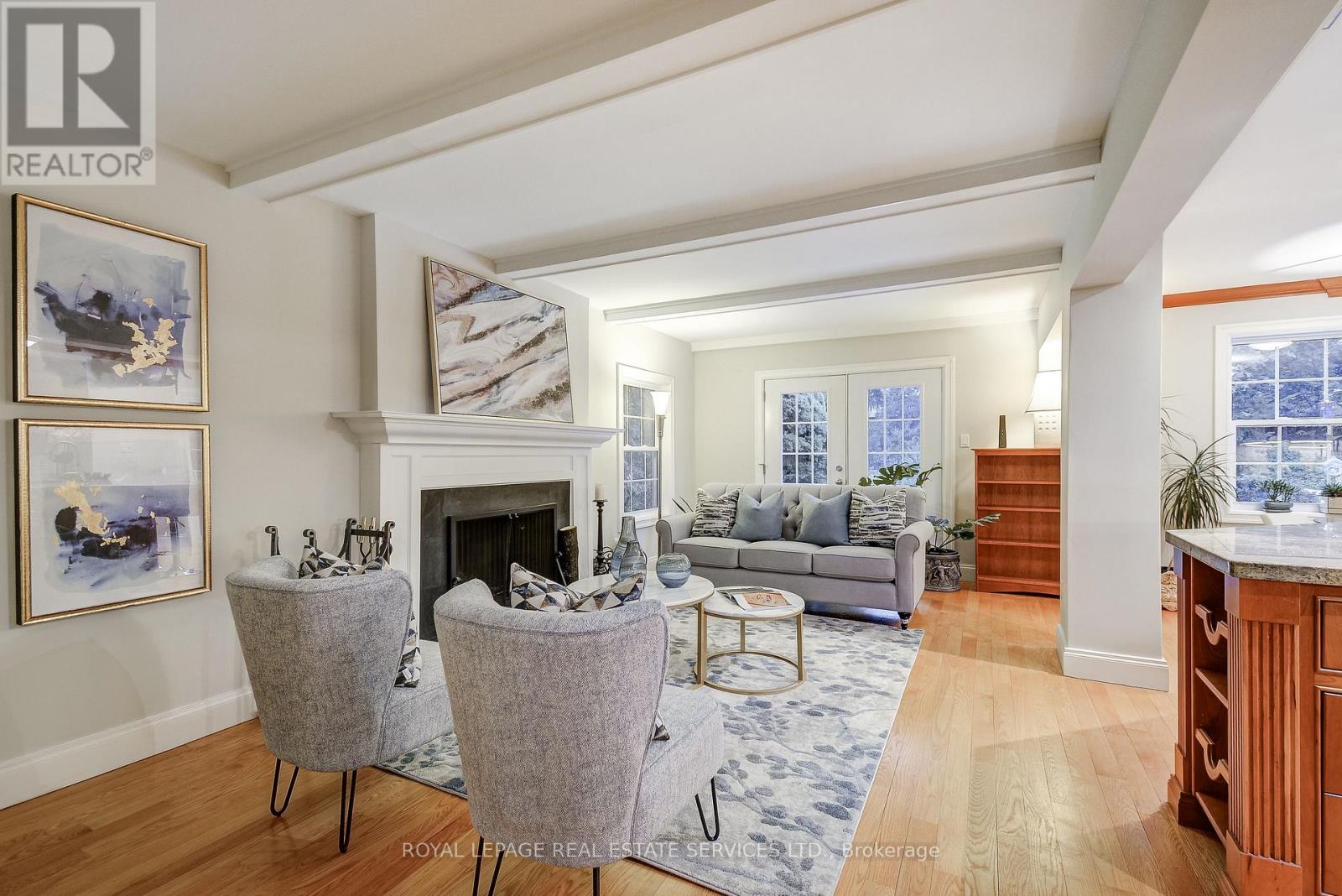 141 Digby Road, Oakville, Ontario  L6J 6B7 - Photo 9 - W12812070