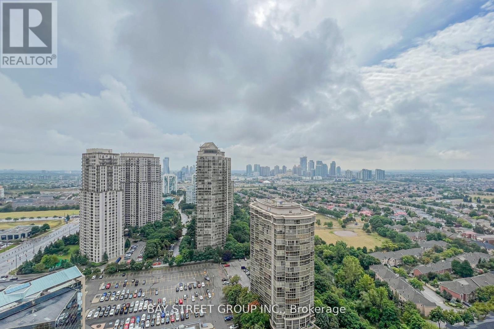 2801 - 75 Eglinton Avenue W, Mississauga, Ontario  L5R 0E5 - Photo 33 - W12812084