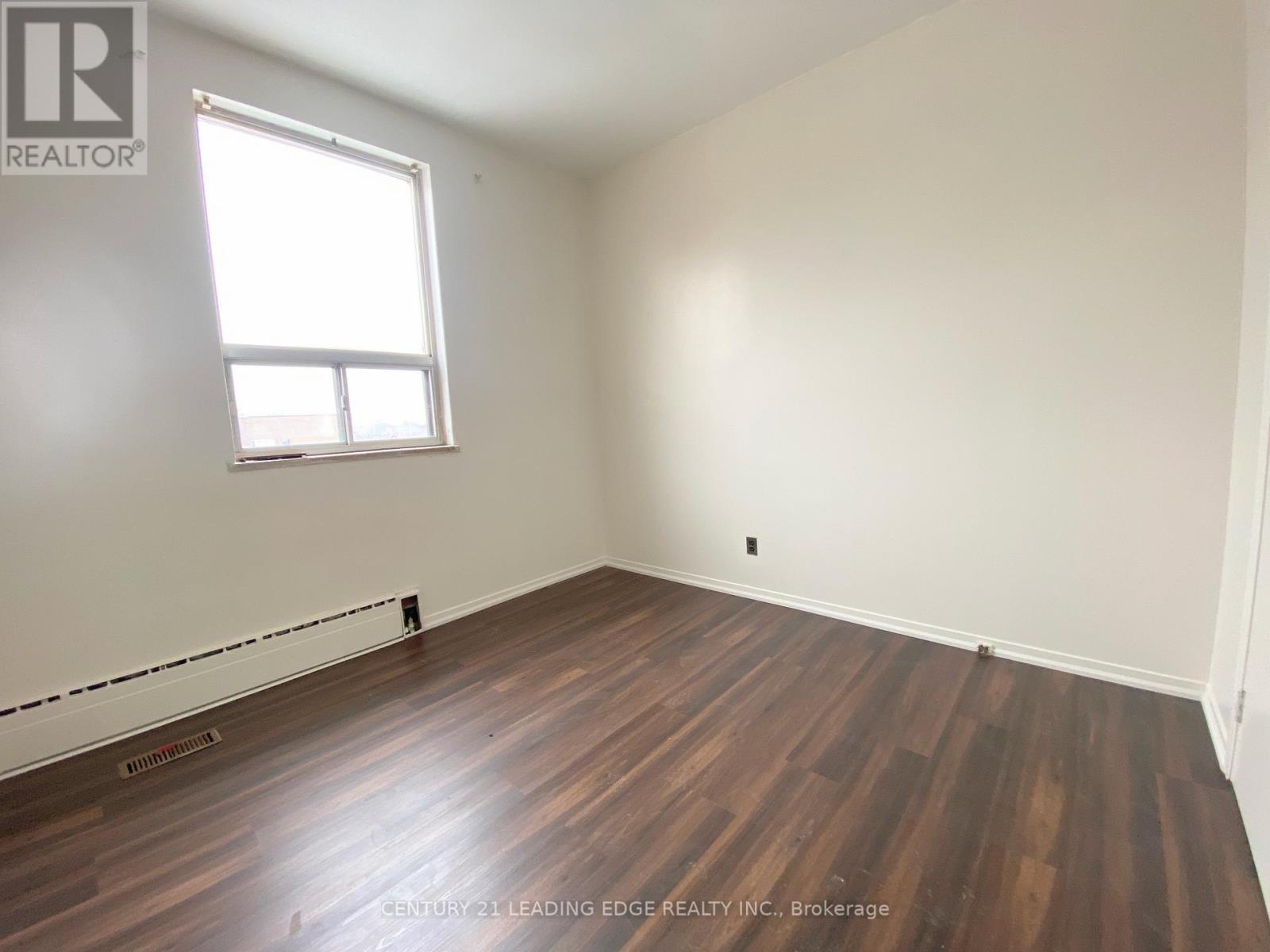 2 - 1359 Wilson Avenue, Toronto, Ontario  M3M 1H7 - Photo 11 - W12812102