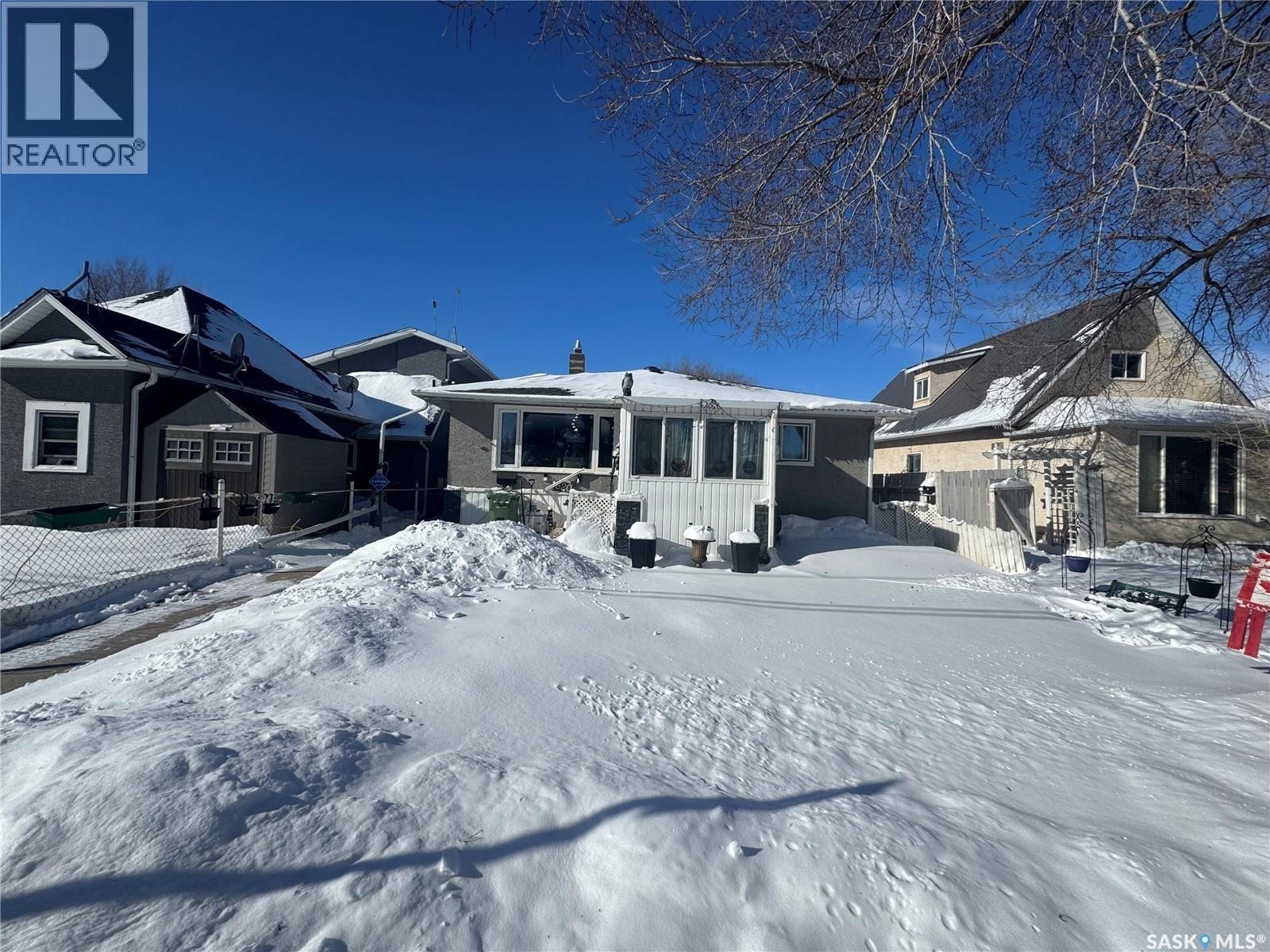 1620 Rothwell Street, Regina, Saskatchewan  S4N 3B8 - Photo 2 - SK029027