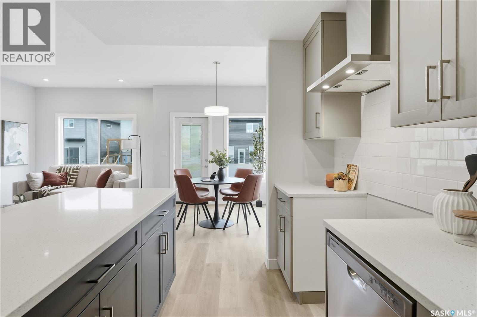 5545 Kennett Square, Regina, Saskatchewan  S4V 4C5 - Photo 9 - SK029000