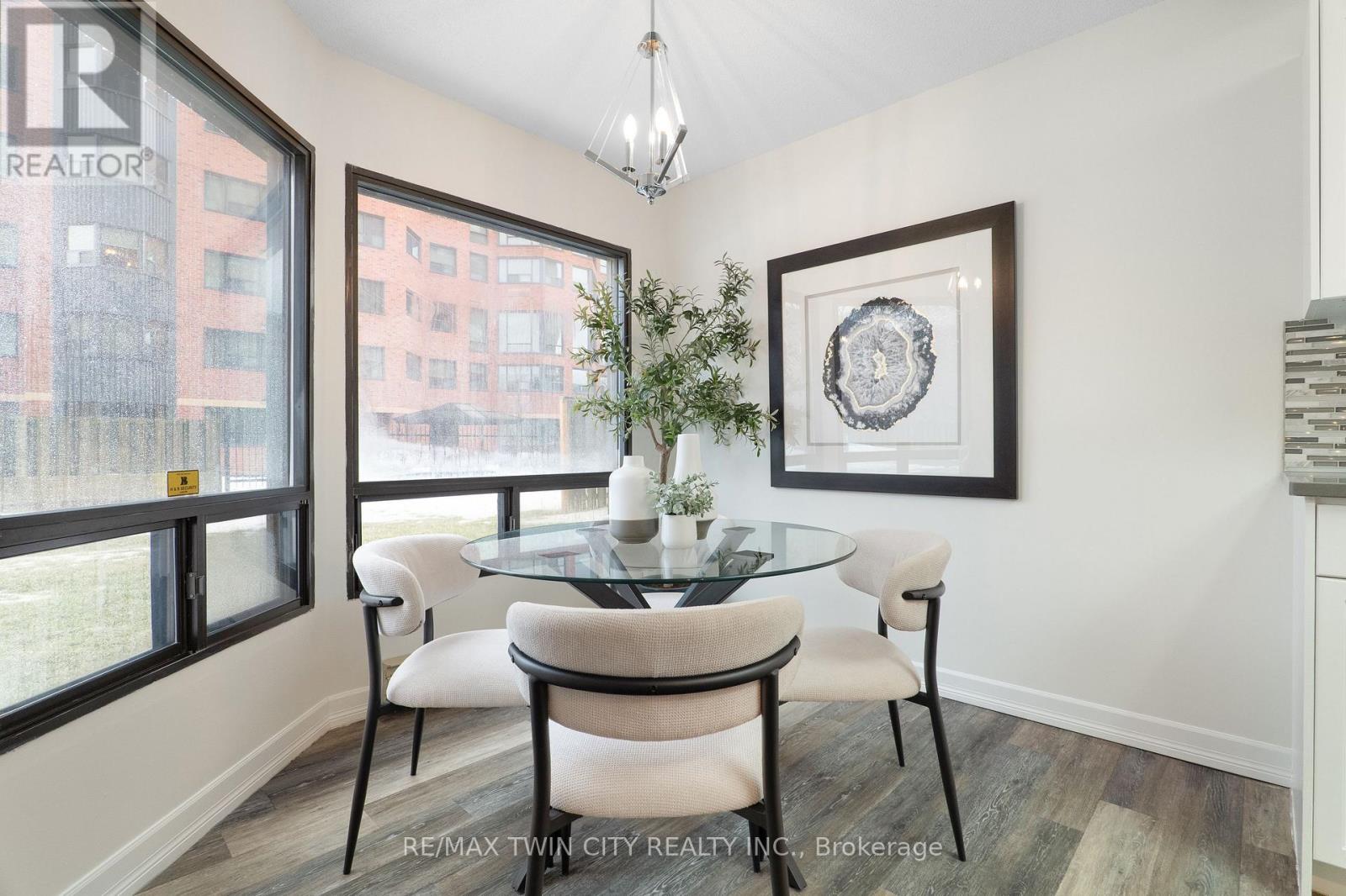 107 - 10 Ellen Street E, Kitchener, Ontario  N2H 6R8 - Photo 26 - X12811984