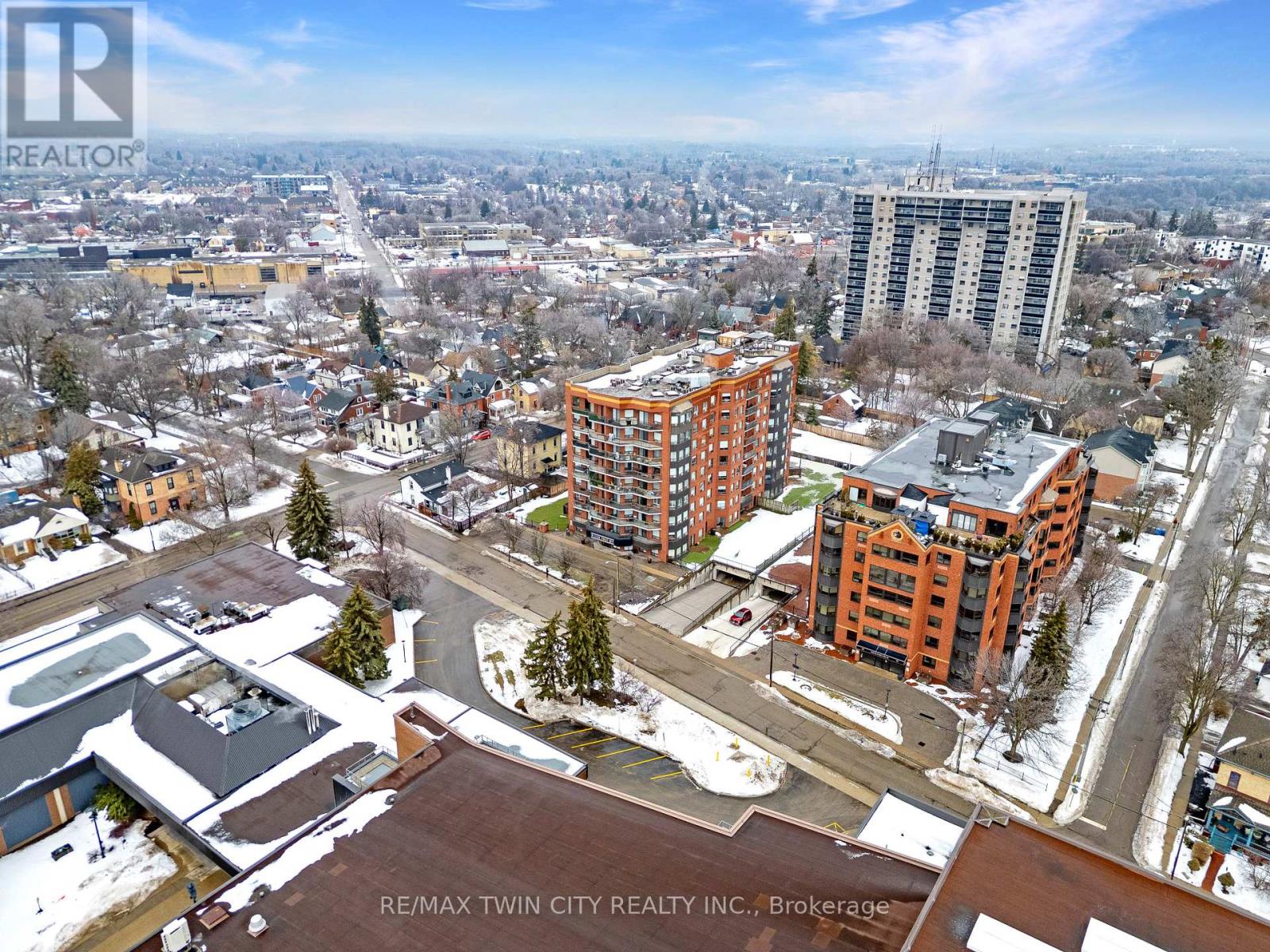 107 - 10 Ellen Street E, Kitchener, Ontario  N2H 6R8 - Photo 46 - X12811984