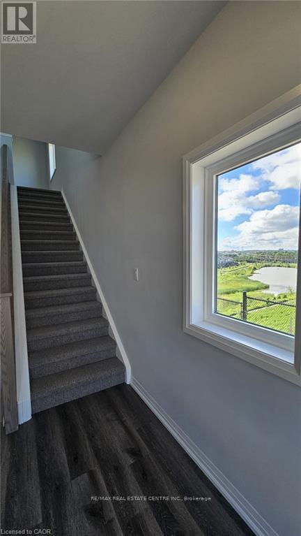 54 - 155 Equestrian Way, Cambridge, Ontario  N3E 0E8 - Photo 13 - X12811986